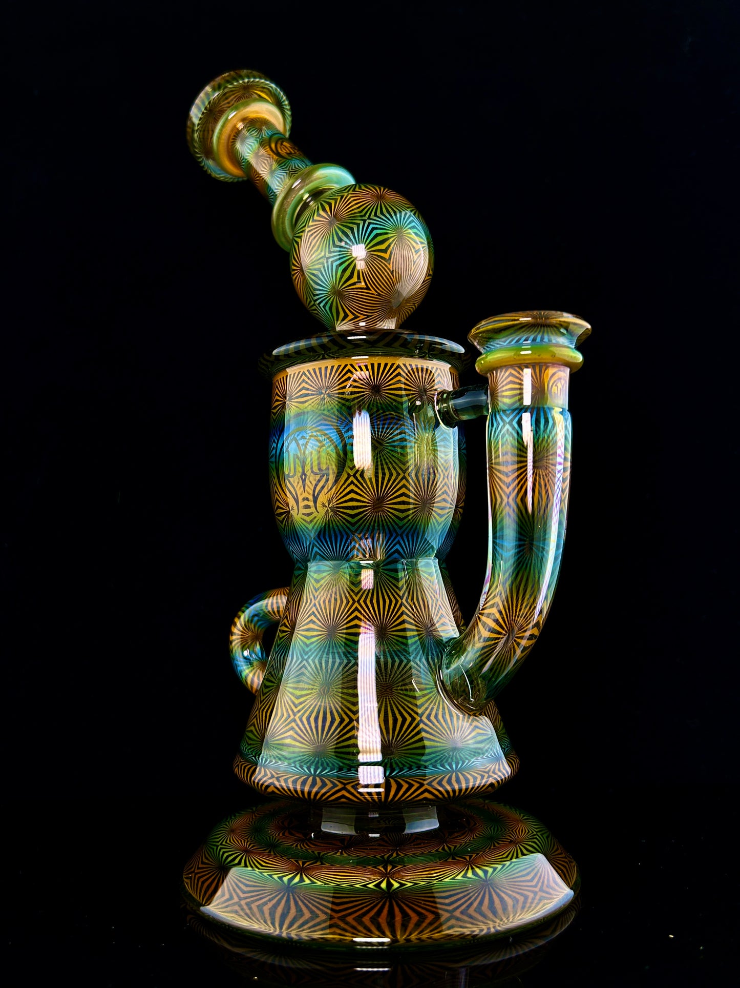 Mothership Glass "Smoke" Klein Illusion Series